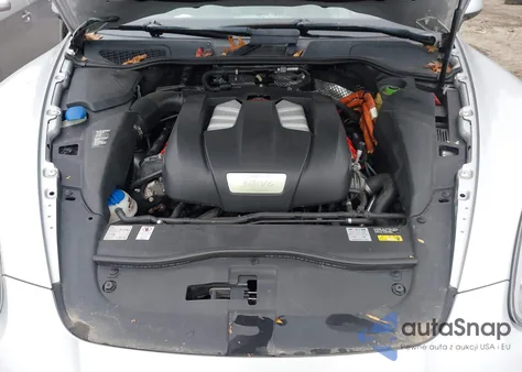 2012 Porsche Cayenne Hybrid S z USA, uszkodzony, nr VIN WP1AE2A2XCLA90082